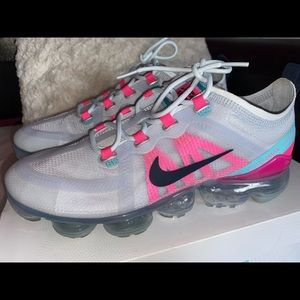Women’s Nike Air Vapormax ‘Grey Pink’